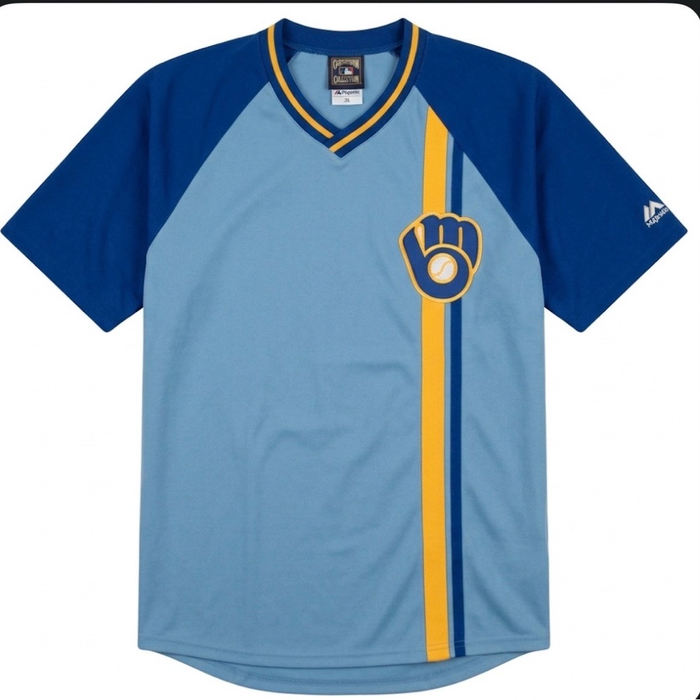 Vintage Majestic Cooperstown Collection Milwaukee Brewers Jersey. Sz. Lg.